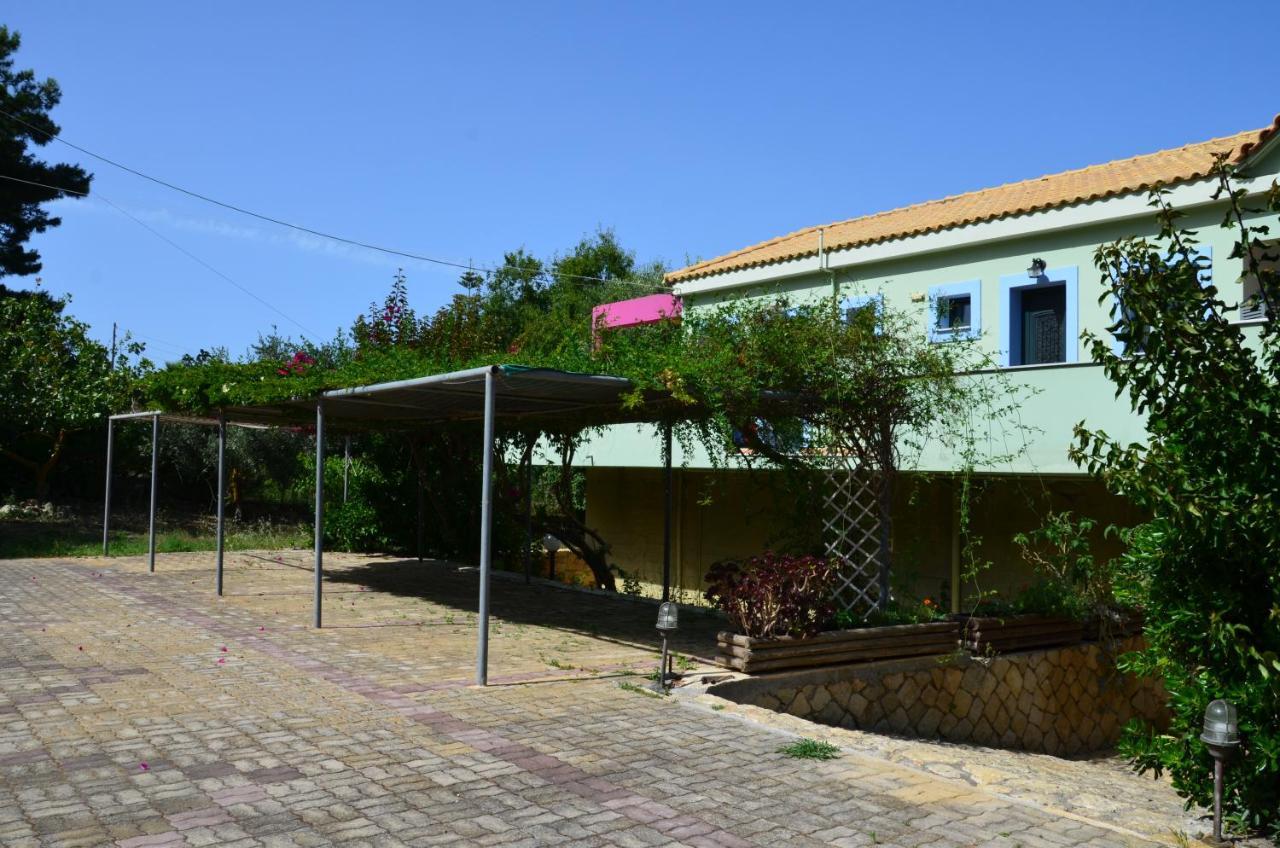 Mirovigli Aparthotel Lepedha Exterior photo